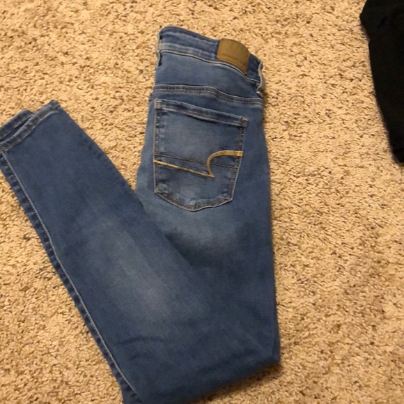 ⭐️SOLD⭐️AEO Hi Rise Jegging - Picture 2 of 4